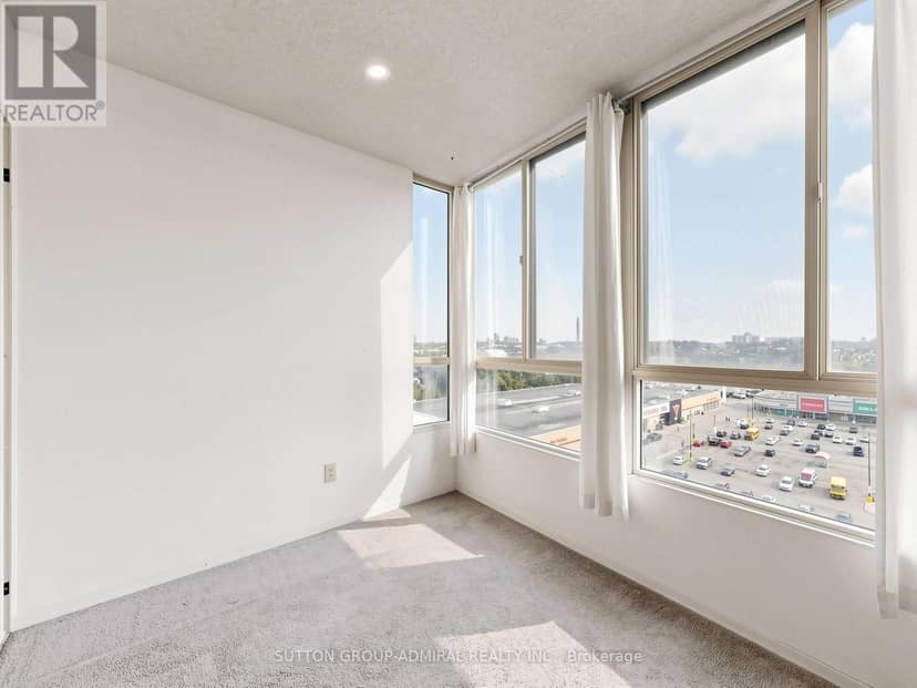 1108 - 2470 Eglinton Avenue — photo 19 of 39