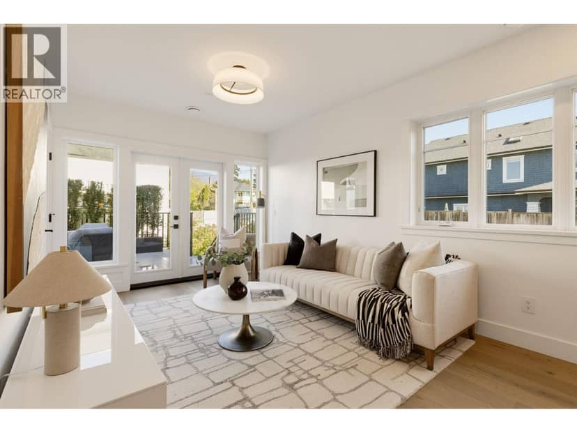 1 326 W 14TH STREET, North Vancouver, photo 5