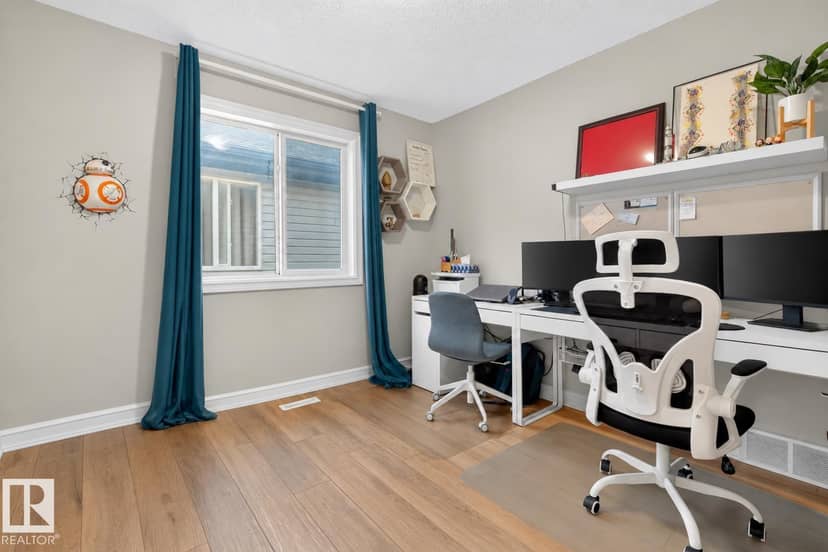 1304 Barnes Cl SW — photo 16 of 40
