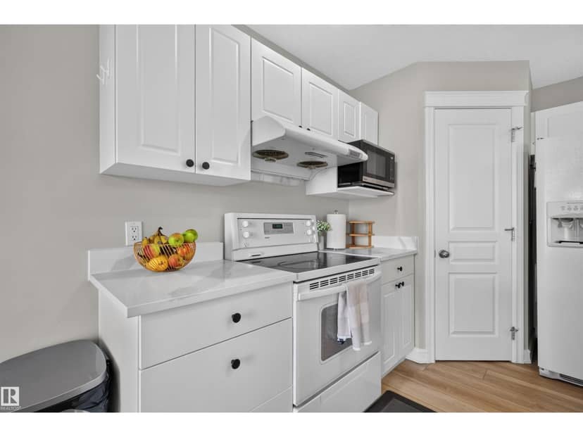 1304 Barnes Cl SW — photo 9 of 40
