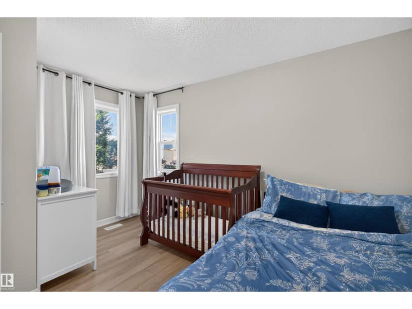 1304 Barnes Cl SW — photo 18 of 40