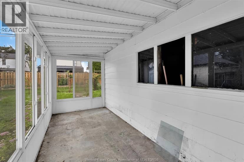 2032 Verdun Avenue — photo 24 of 26