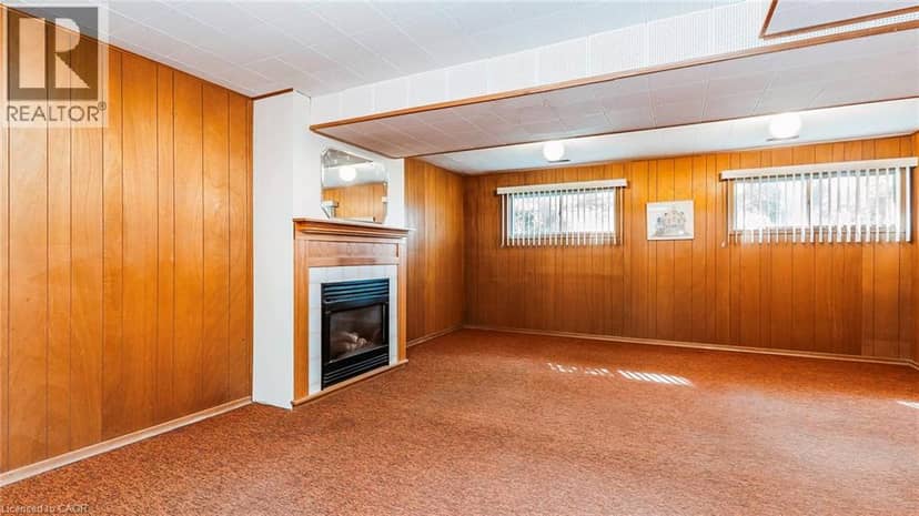 457 THREE VALLEYS Crescent — photo 25 of 40