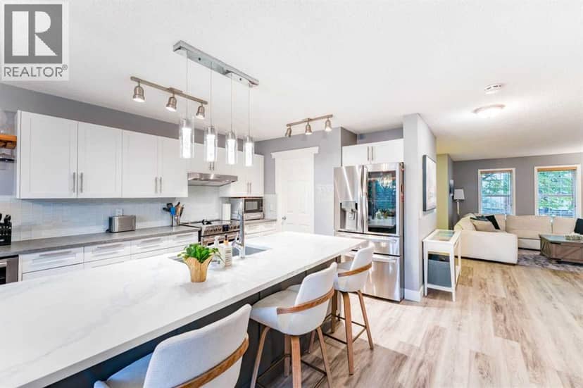 43 Elgin Drive SE — photo 11 of 40
