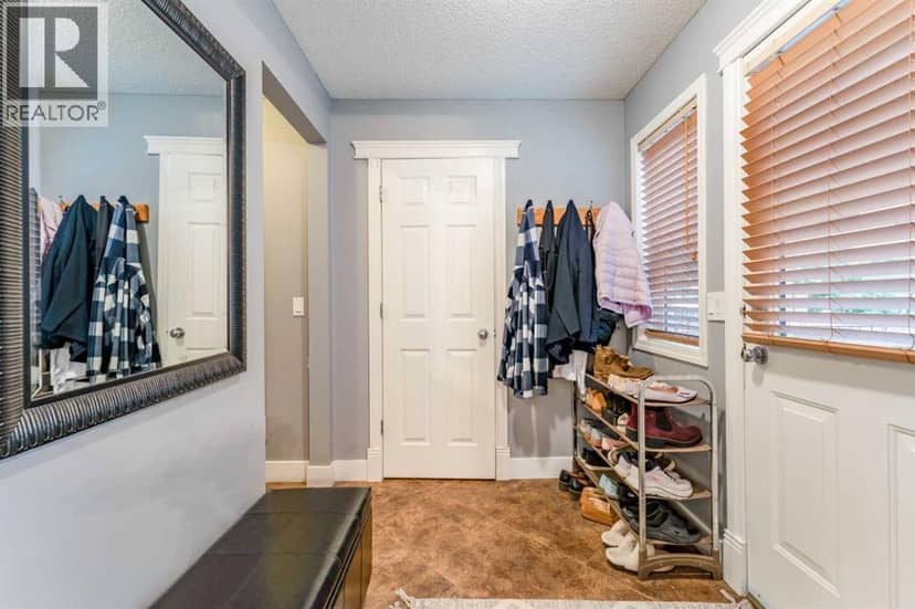 43 Elgin Drive SE — photo 18 of 40