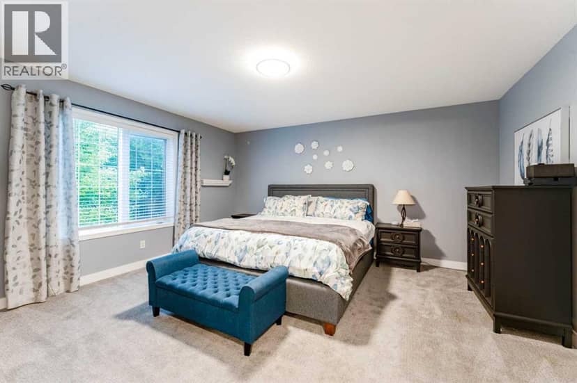 43 Elgin Drive SE — photo 20 of 40