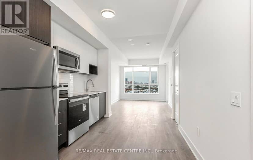 1307 - 204 Burnhamthorpe Road E — photo 10 of 40