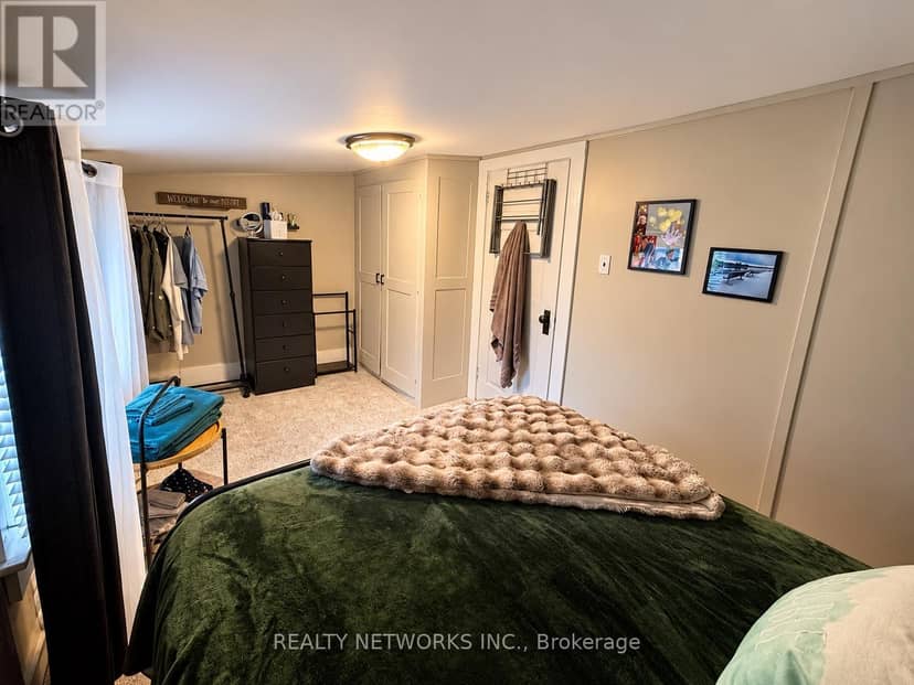 81 Hemlock Street — photo 22 of 28