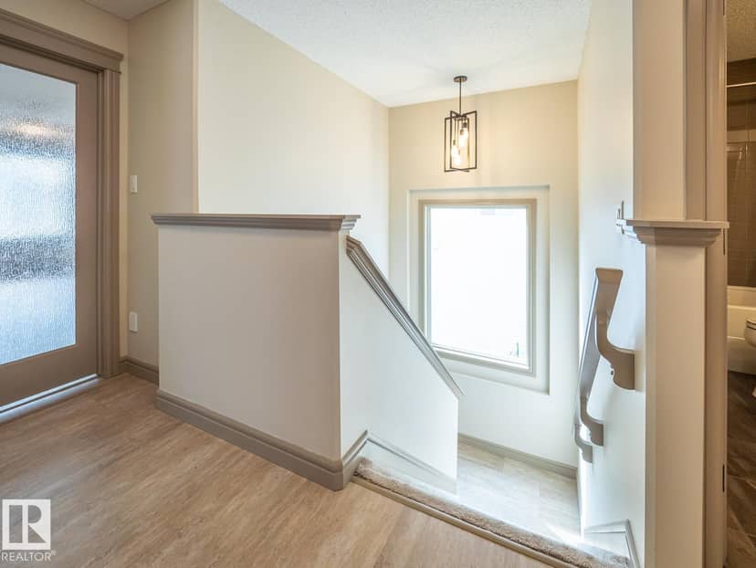 97 Astoria PT — photo 11 of 35