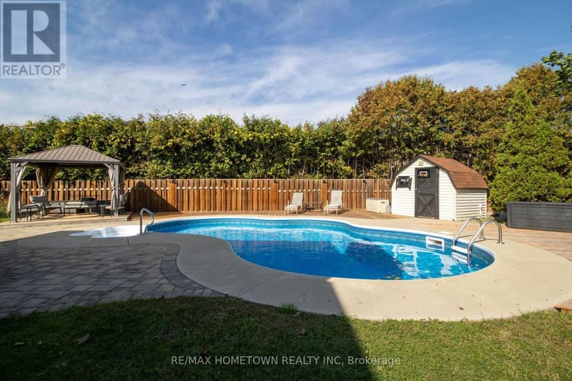 229 Colonel Douglas Crescent — photo 37 of 40