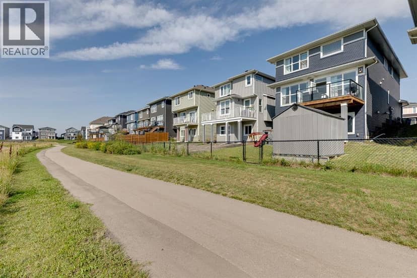 223 Chelsea Heath, Chestermere, photo 3