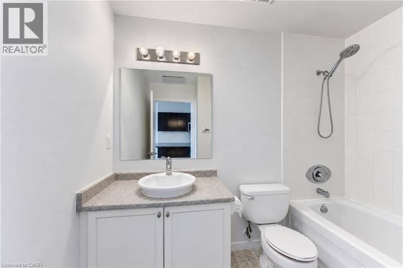 404 KING Street W Unit# 405 — photo 16 of 40