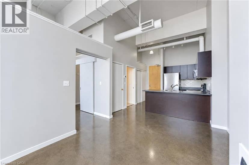 404 KING Street W Unit# 405 — photo 15 of 40