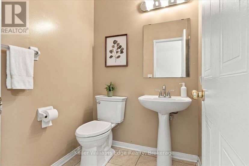 671 Twain Avenue, Mississauga, photo 8