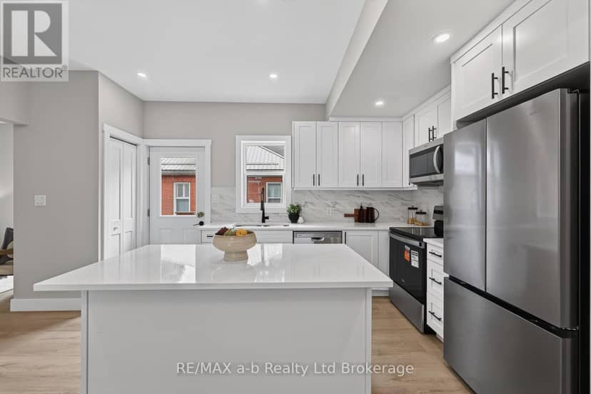 91 Winniett Street — photo 10 of 37
