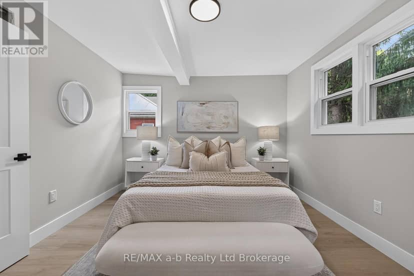 91 Winniett Street — photo 18 of 37