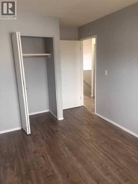 4207 54 Avenue — photo 14 of 32