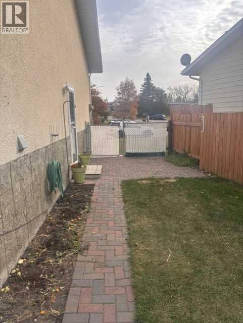 4207 54 Avenue — photo 29 of 32