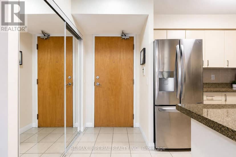 2903 - 4968 Yonge Street, Toronto, photo 2