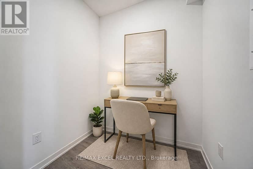 3311 - 20 Richardson Street — photo 12 of 40