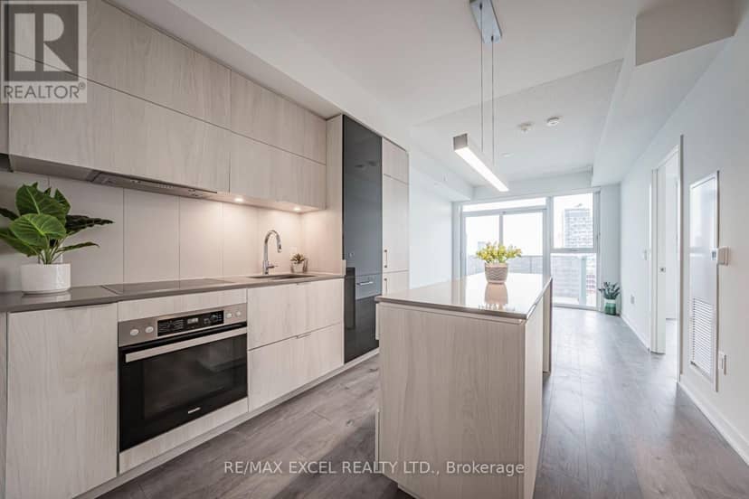 3311 - 20 Richardson Street — photo 7 of 40