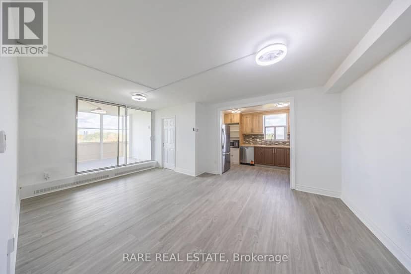 914 - 60 Pavane Linkway — photo 18 of 35