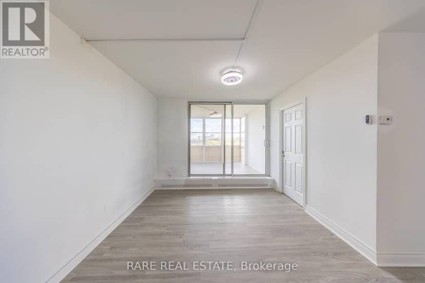 914 - 60 Pavane Linkway — photo 21 of 35