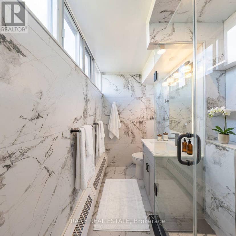 914 - 60 Pavane Linkway — photo 5 of 35