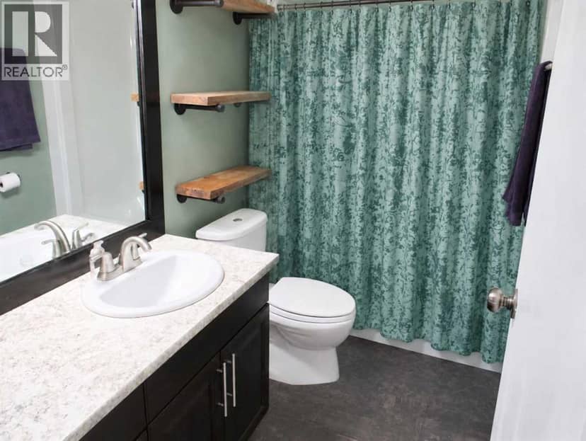 505 4th Street NE — photo 9 of 17