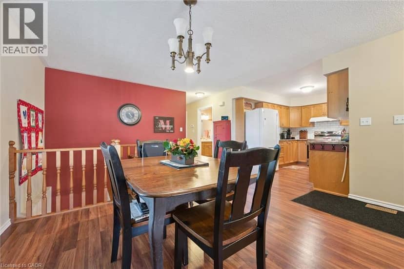 570 WEST Street Unit# 1 — photo 9 of 37