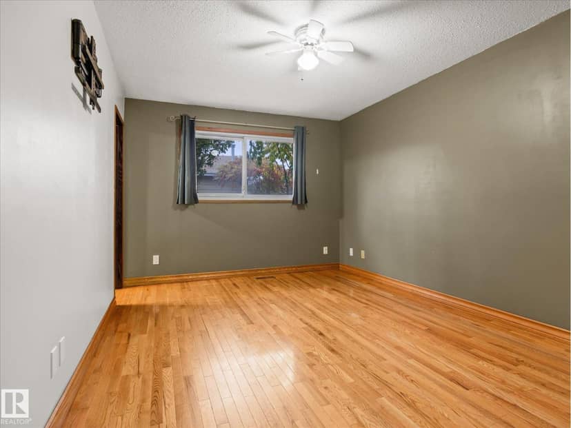 13844 30 ST NW — photo 11 of 37