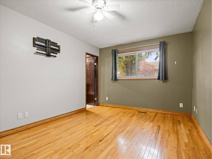 13844 30 ST NW — photo 13 of 37
