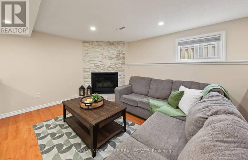 76 Edenbridge Drive — photo 17 of 27