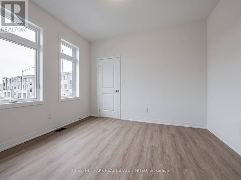 41 Robert Eaton Avenue — photo 25 of 39