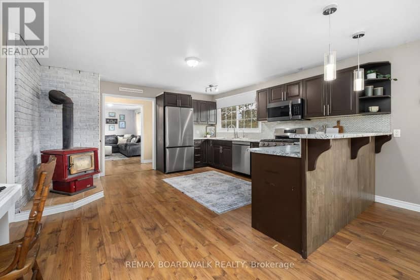 456 McVeigh Road — photo 9 of 36