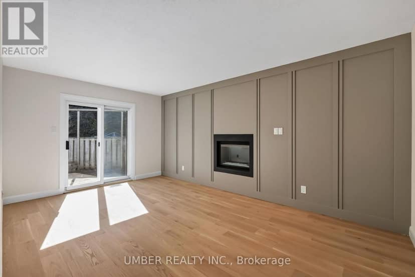120 Hawk Crescent — photo 16 of 40