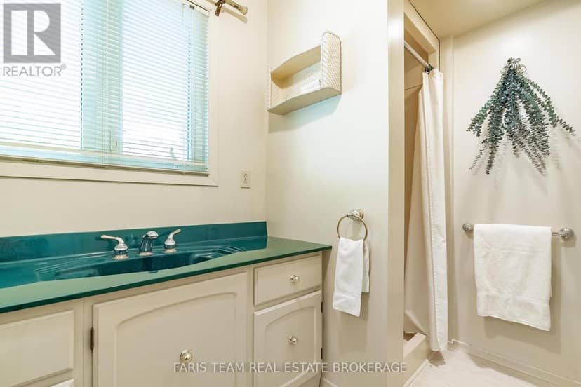 40 Stunden Lane — photo 13 of 36