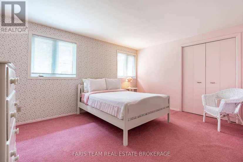 40 Stunden Lane — photo 16 of 36