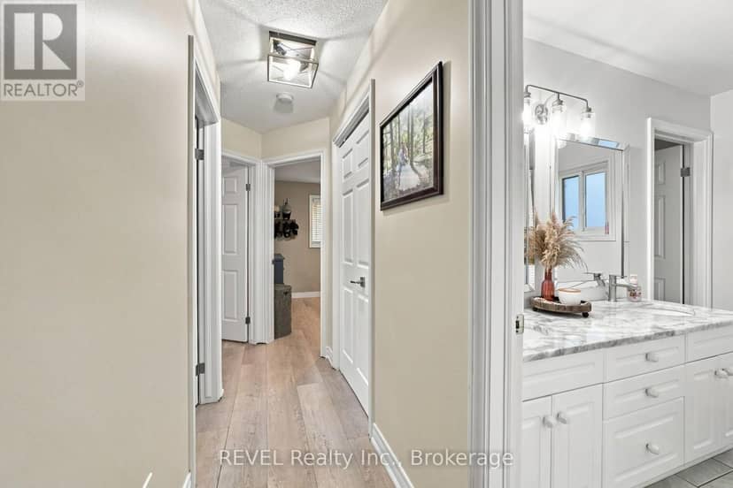 3370 Cardinal Drive — photo 29 of 40