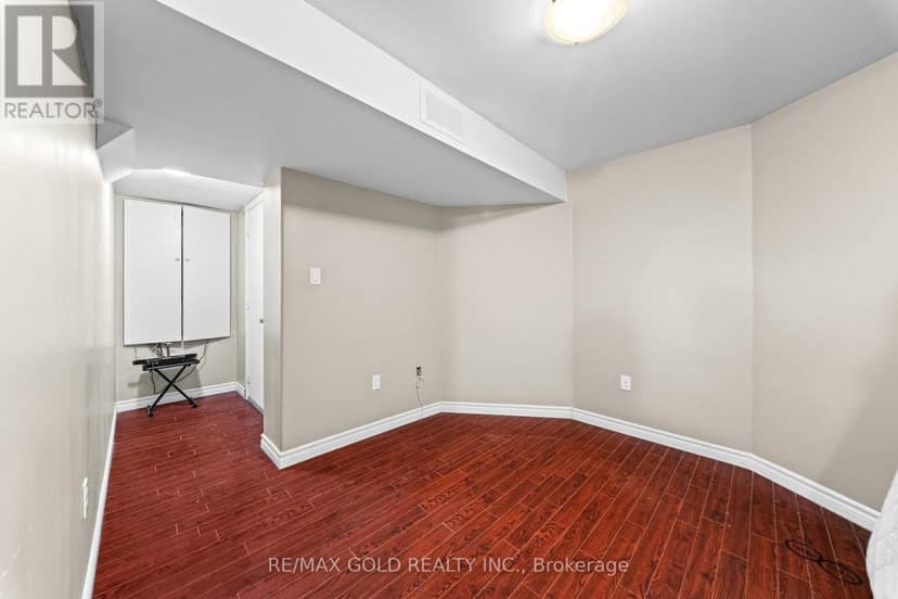 11 Maple Valley Street — photo 21 of 27