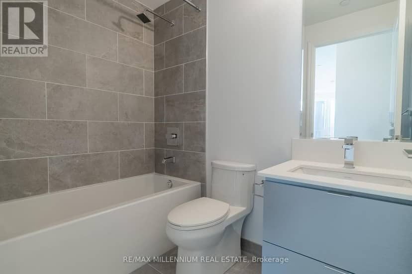 2607 - 36 Elm Drive W — photo 15 of 19