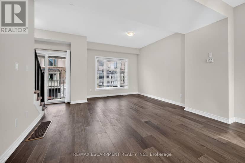 51 - 19 Picardy Drive — photo 21 of 40