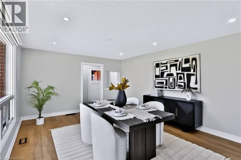 38 DEERHURST Road — photo 10 of 40