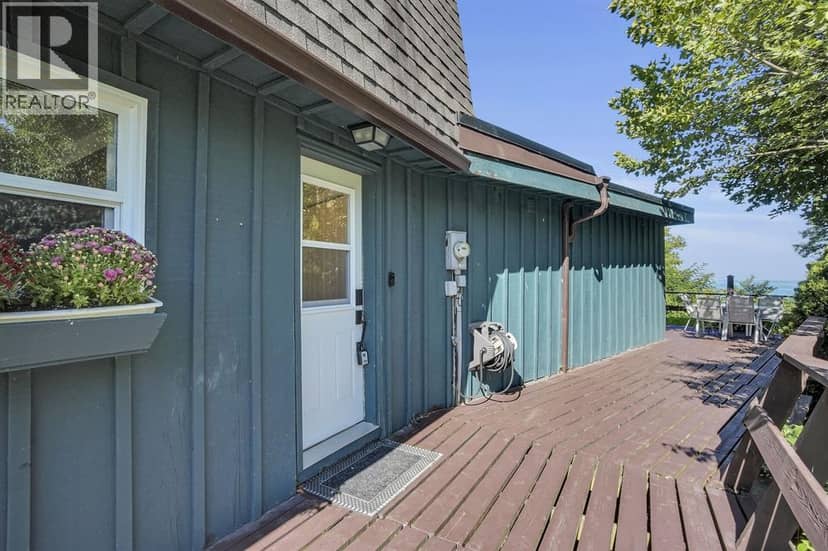 3692 Beverly Glen ... — photo 33 of 40