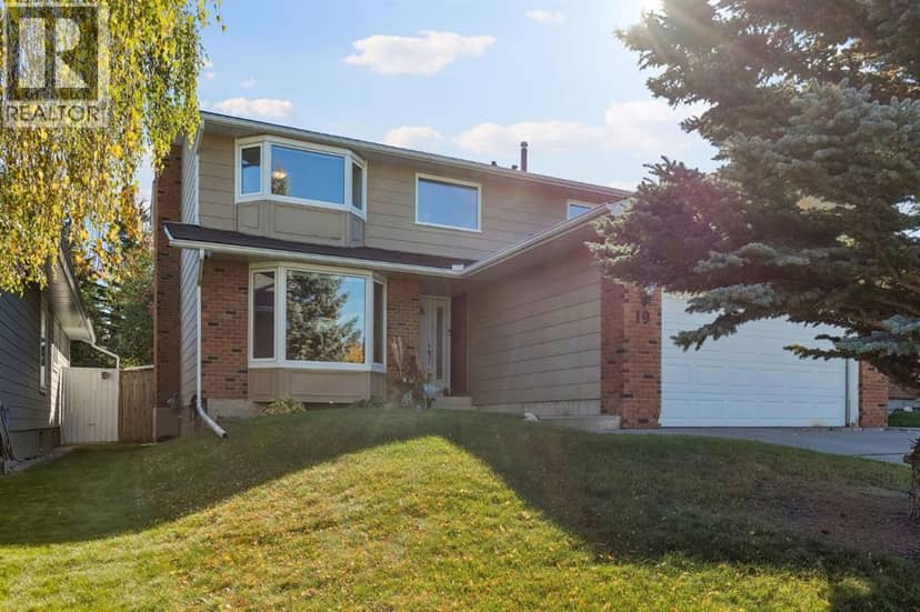 19 Woodbrook Road SW, Calgary, photo 2