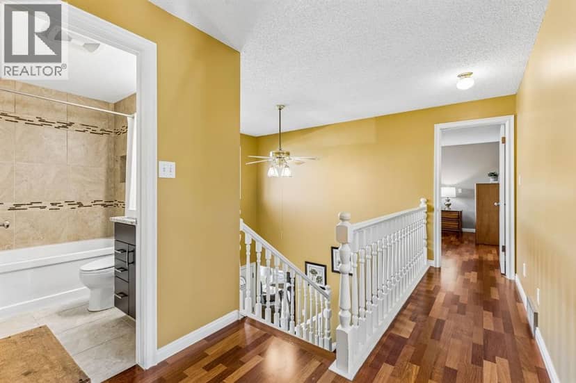 19 Woodbrook Road SW — photo 24 of 40