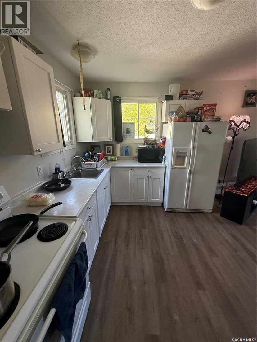 871 110th STREET, North Battleford, photo 3
