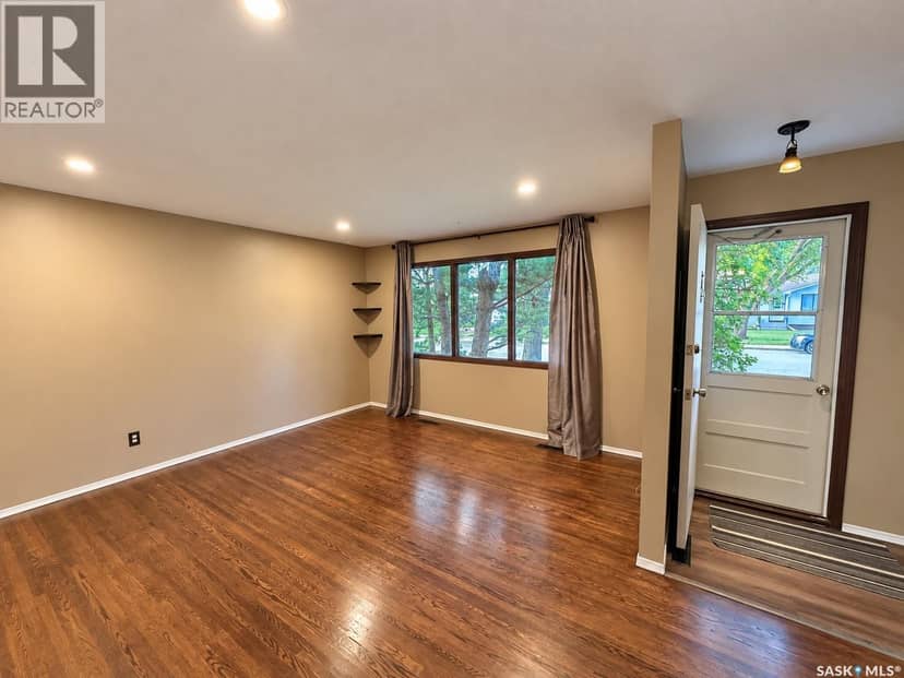 2145 37th STREET W, Saskatoon, photo 4