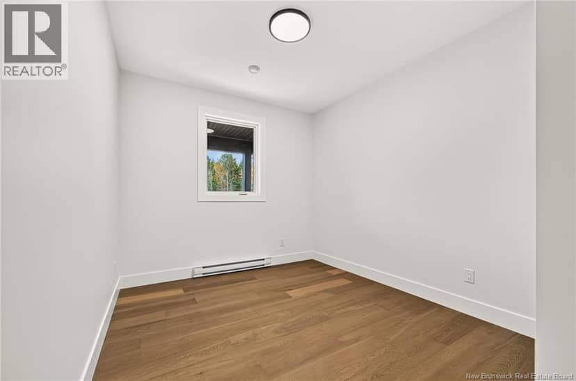 62 Maefield Street — photo 32 of 40