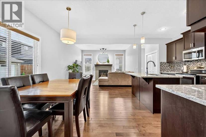 28 Evansborough Gate NW — photo 13 of 40